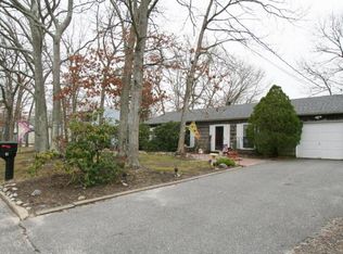 18 Cranmer Rd, Bayville, NJ 08721