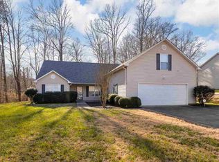 520 Gibbs Rd, Wellford, SC 29385