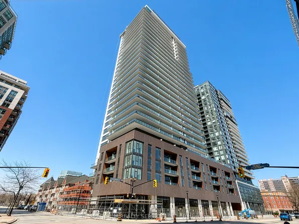 2075 Lakeshore Rd, Burlington, ON