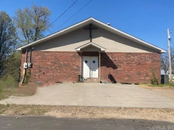 301 S Madison St, Clarkton, MO 63837