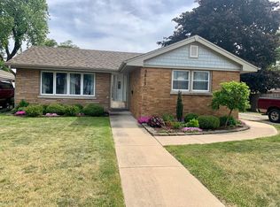 5815 Lincoln Ave, Morton Grove, IL 60053