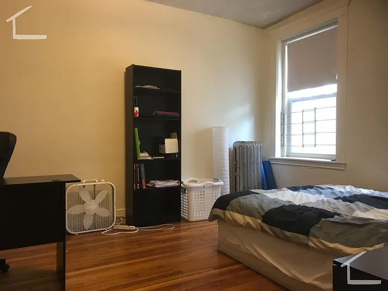 5 Walbridge St #4L — Photo 1
