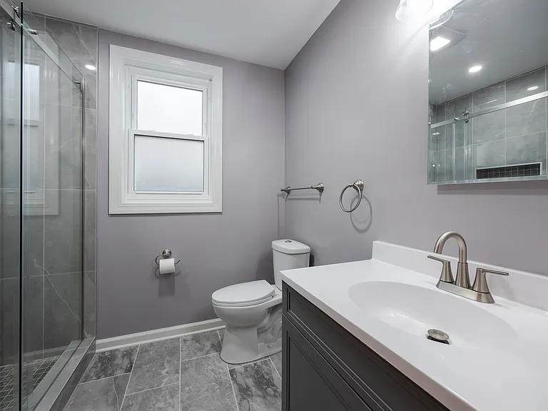 2319 W 22nd Pl — Photo 10