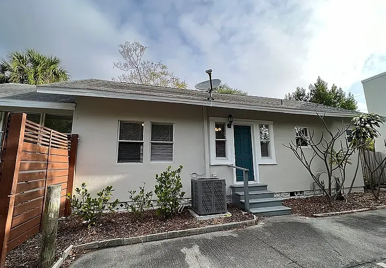 815 15th St N #A — Photo 5