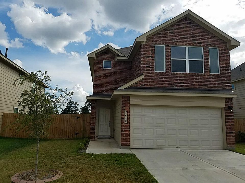 1st image of 7418 Pickett Orchard Dr