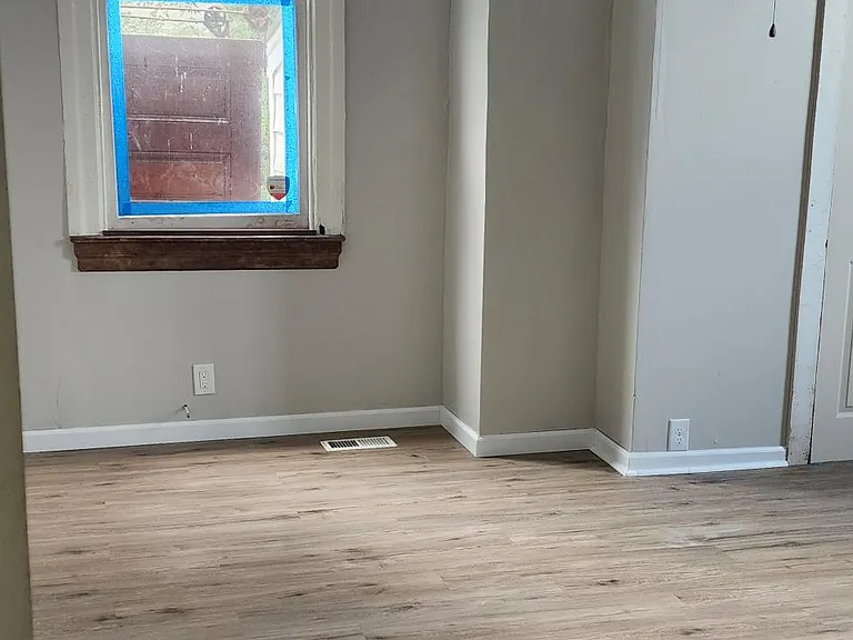 920 Reservoir Ave — Photo 36