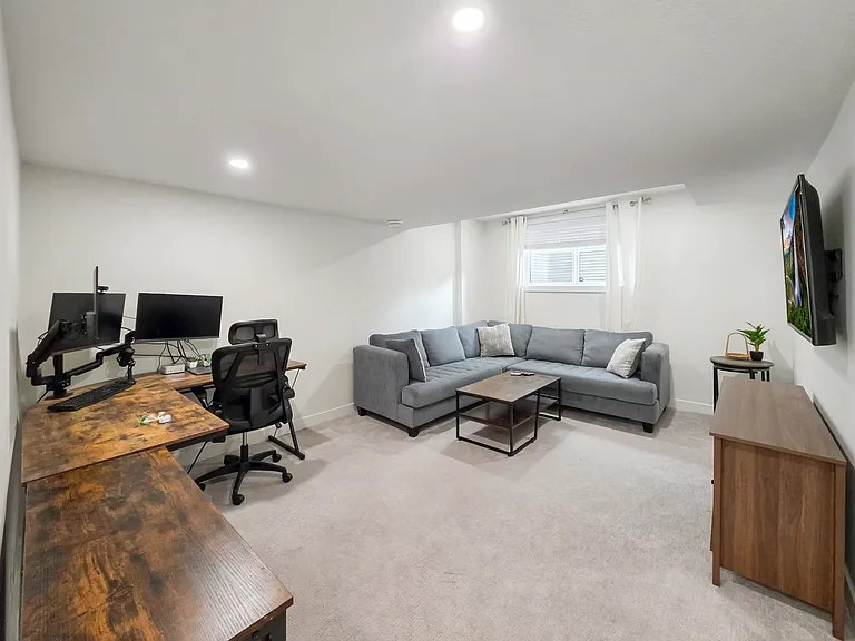 206 Sage Meadows Gdns NW — Photo 32
