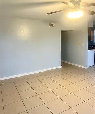3rd image of 3321 Cherry St