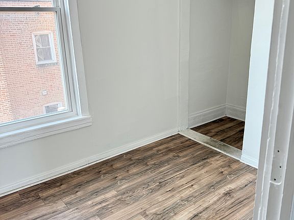 5th image of 3415 S Lituanica Ave #3