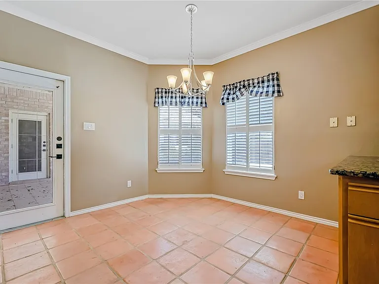 5917 Harvest Hill Rd — Photo 17