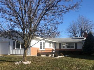 145 Spruceglen Dr, Newark, DE 19711