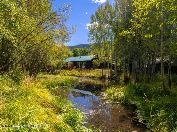 845 Cache Creek Dr, Jackson, WY 83001