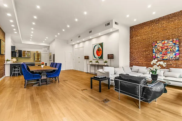 Rented by Compass | media 2