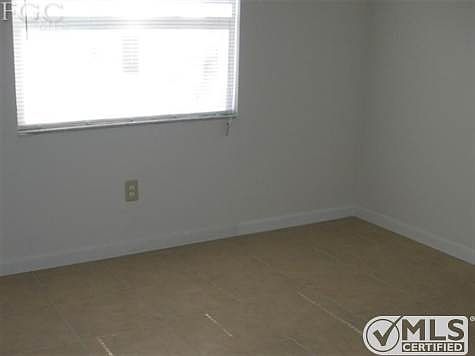 5th image of 9242 San Carlos Blvd