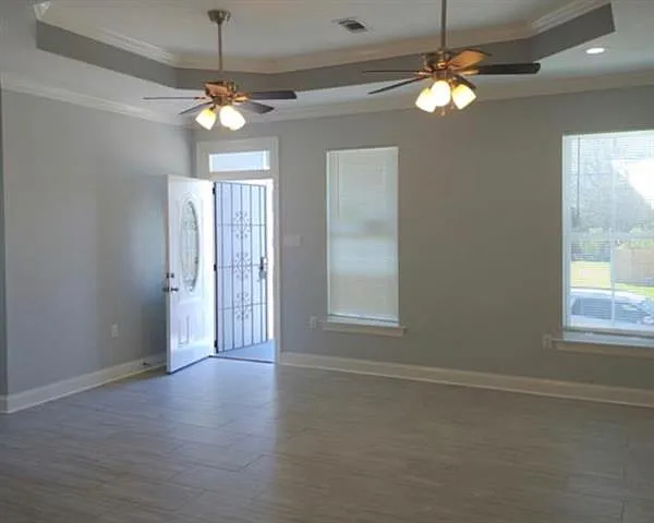 5909 Debore Dr — Photo 6