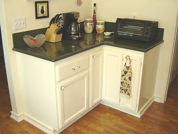 Custom Imported SileStone Countertops