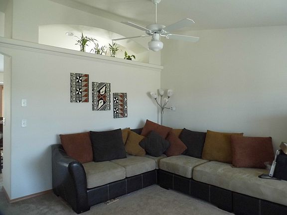 BBLivingroom_09202013