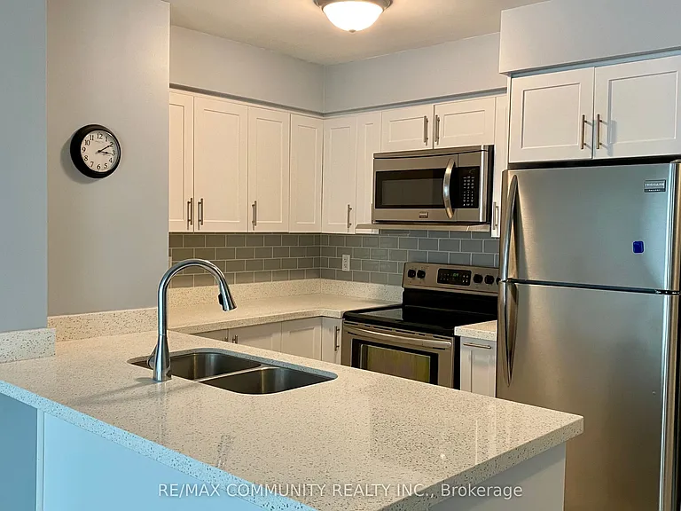 2772 Keele St #308 — Photo 15