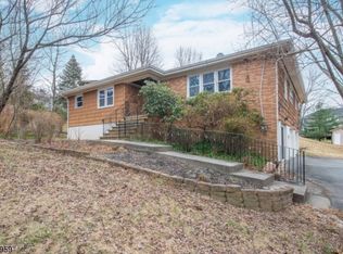 61 Briar Hill Rd, Cedar Grove, NJ 07009