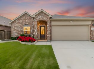3741 Maroon Creek Rd, Aubrey, TX 76227