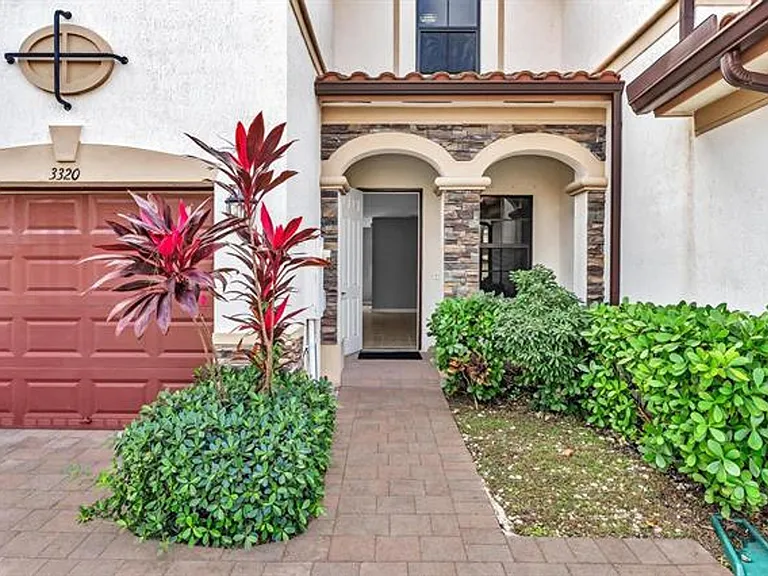 3320 W 90th St #Townhouse 3320 — Photo 12