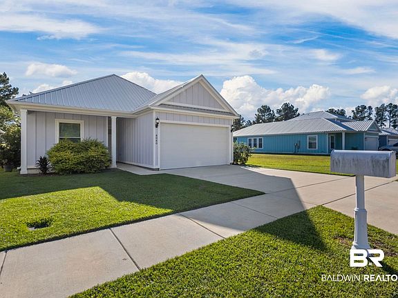 2nd image of 8080 Carmel Cir