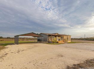 300 Private Road 2743, Moore, TX 78057