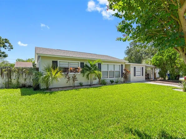 7201 15th St N, Saint Petersburg, FL 33702
