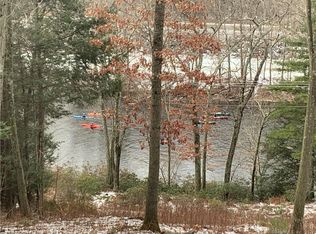 229 New Rd, Avon, CT 06001