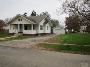 316 Dewey Ave, Donnellson, IA 52625