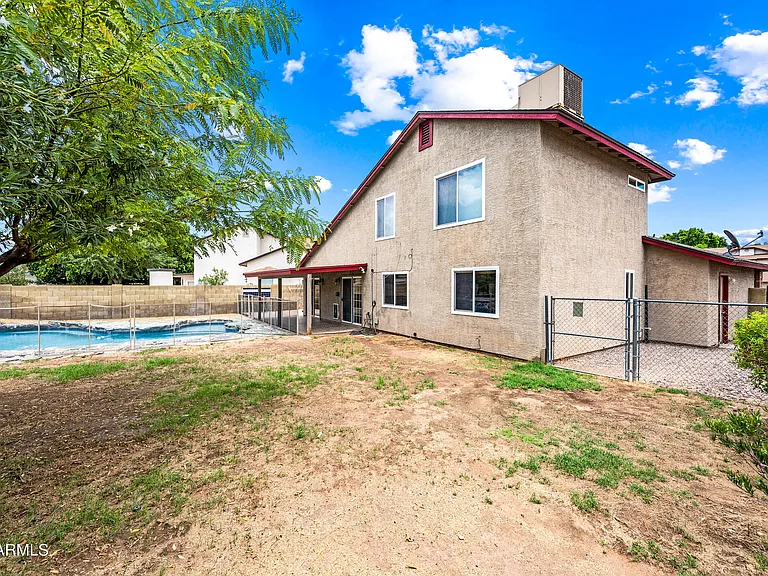 610 N Rosemont Cir — Photo 12