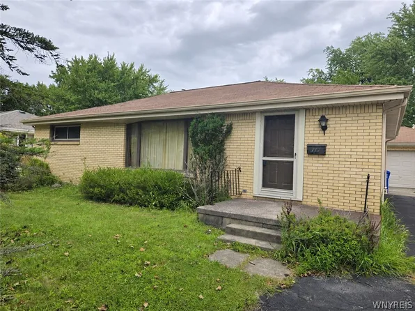 177 Iris Ave, West Seneca, NY 14224