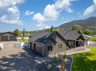 1831 E Dalton Ave, Dalton Gardens, ID 83815
