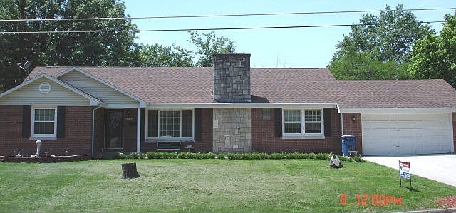 1st image of 415 Meier Dr