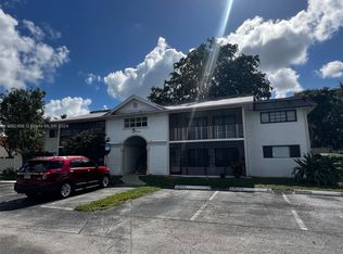 18755 NW 62nd Ave APT 204, Hialeah, FL 33015