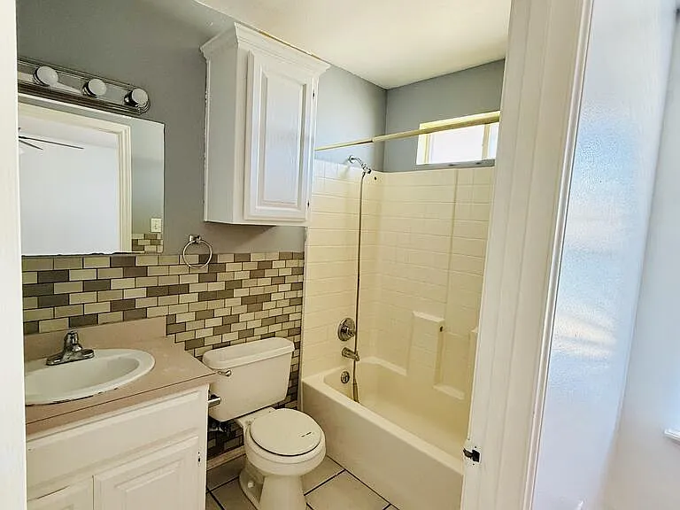 507 S Lincoln St — Photo 13