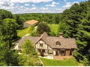 2292 N Medina Line Rd, Akron, OH 44333