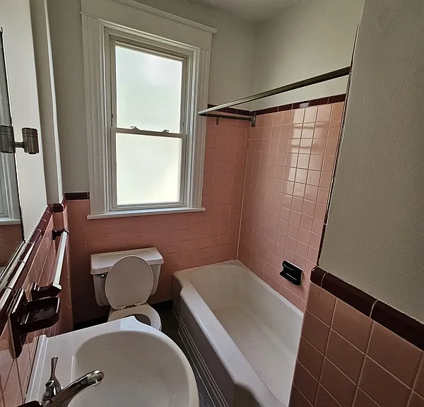 15 Lagrange Ave #2 — Photo 6