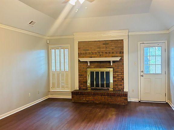 5th image of 8241 Trinity Rd
