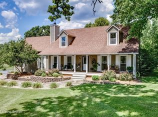 1801 Hawk Hill Rd, La Grange, KY 40031