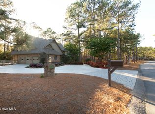 17 Barons Dr, Pinehurst, NC 28374