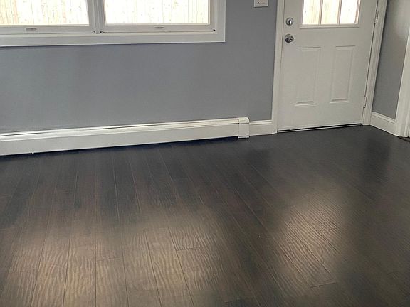 Side entrance living area