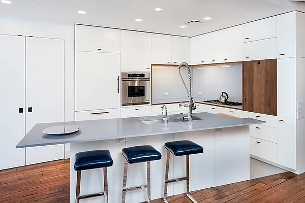 Sold by Corcoran | media 7