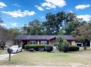 106 Pecan St, Sylvester, GA 31791