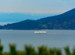 5436 Westhaven Pl, West Vancouver, BC V7W 3G1