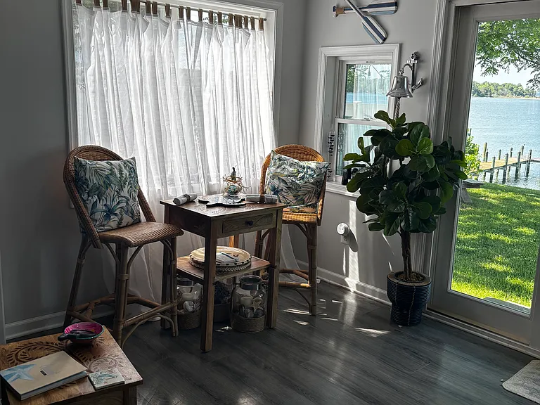 Patuxent Ln — Photo 13