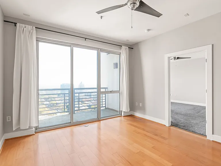 333 W Trade St #2502 — Photo 17