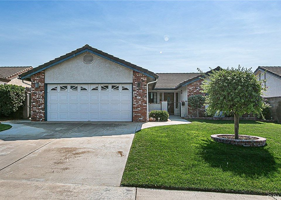 1st image of 856 E Sunshine Ct