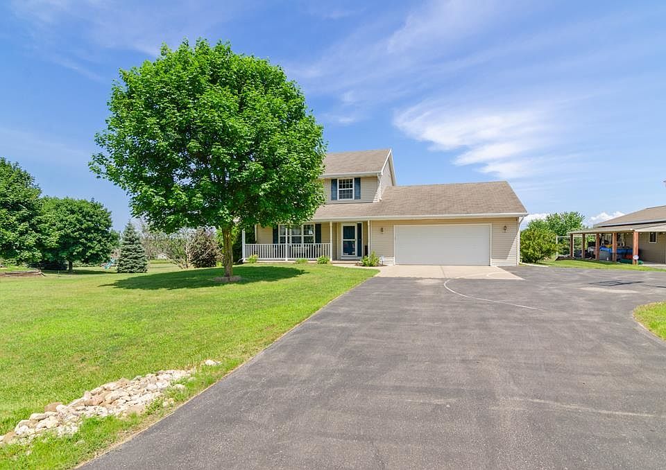 1st image of 720 Circle Hill Ln