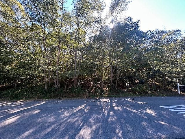 1st image of 97 Oakmont Drive
